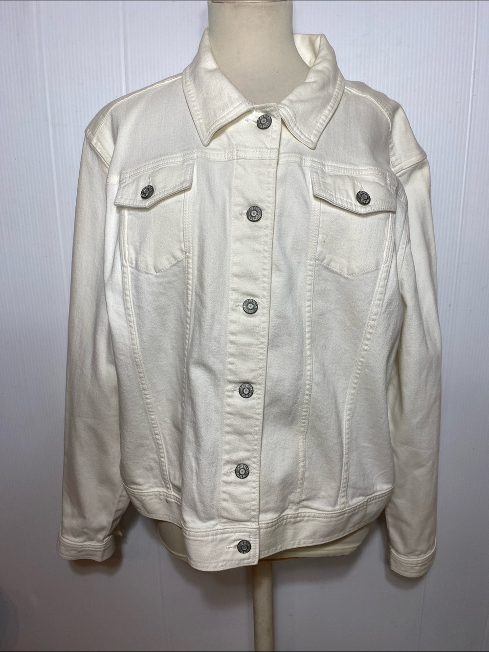 GAP Vintage 1969 White Women's Denim Jacket the Year Is On Each Button